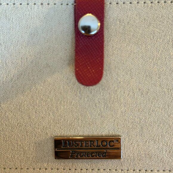 WOLF Leather Travel Boxes (2) Red and Cream lined with Luster Lock (Pre-Owned) - Picture 12 of 13